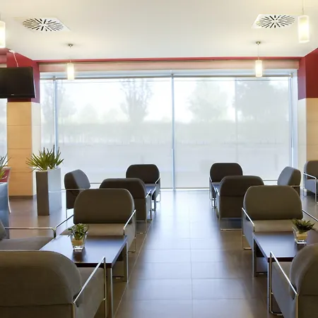 Holiday Inn Express Madrid-Getafe By Ihg-3